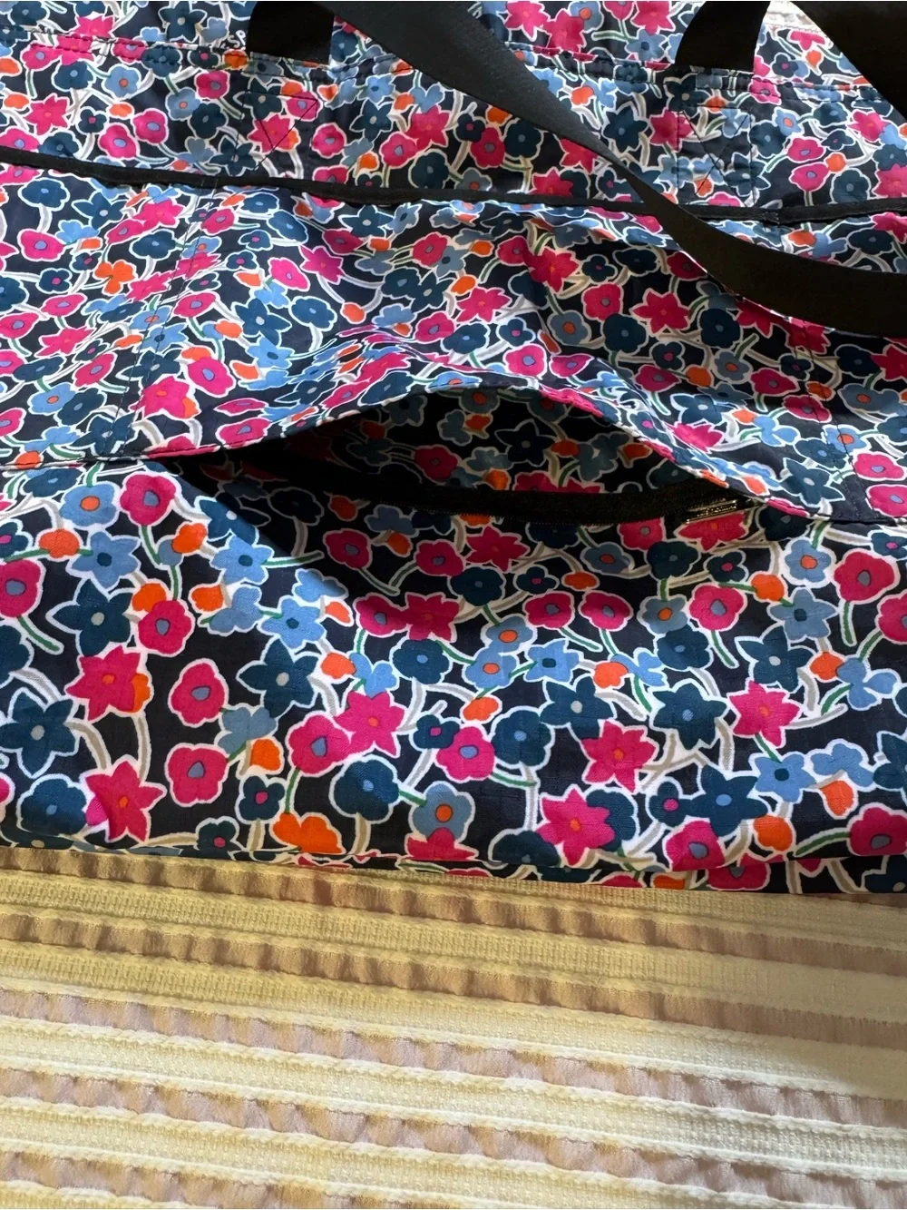 Lesportsac spacious tote